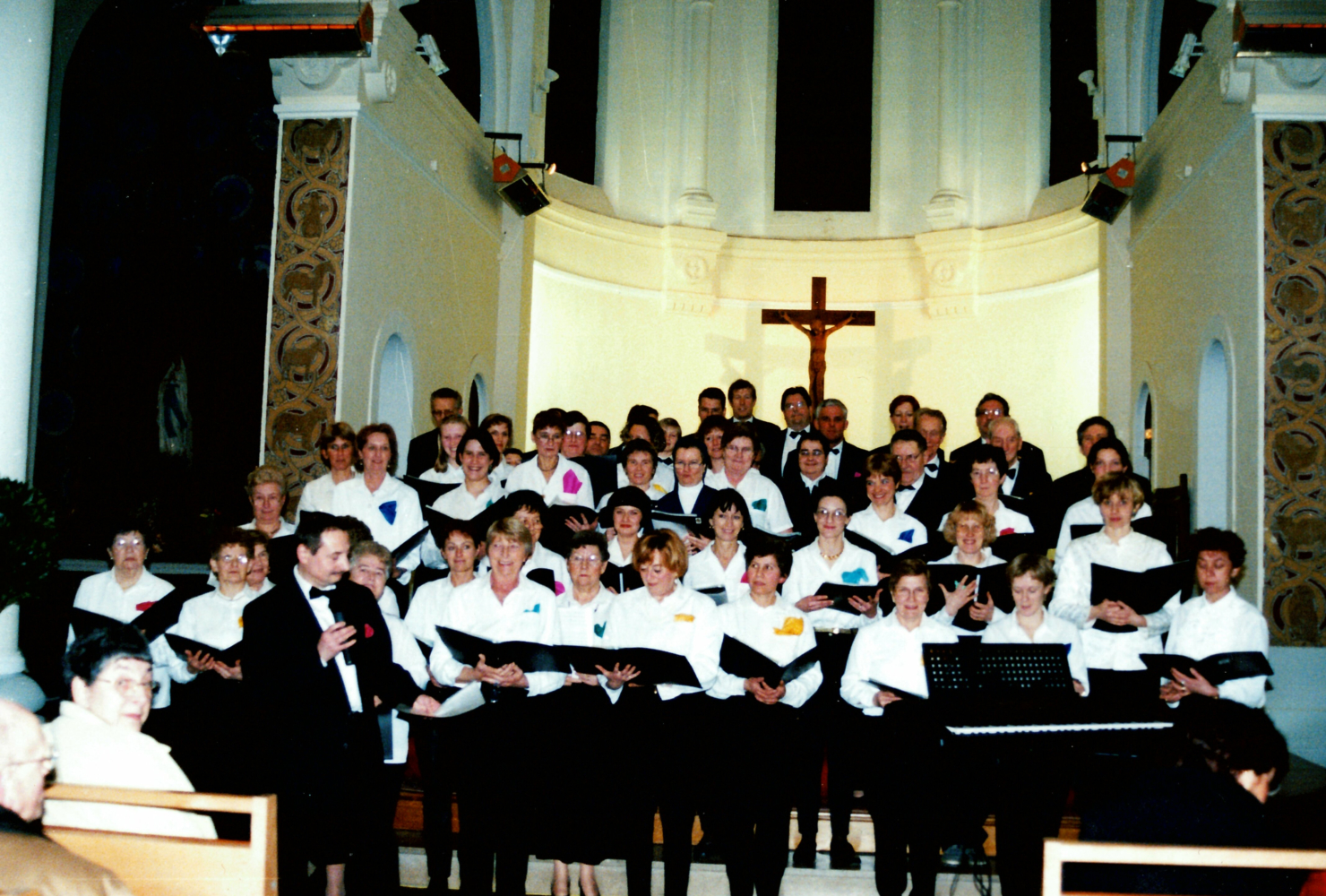 Scan2Chorale